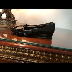 Salvatore Ferragamo black shoes size 8.5